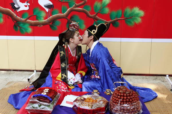 Wedding Traditions in Korea