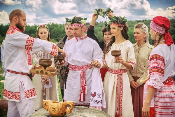 Russian Wedding Traditions