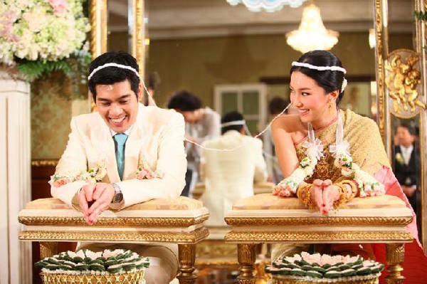 Thai Wedding Traditions